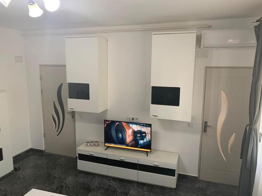Apartamento Cozy Flat Piteşti Exterior foto